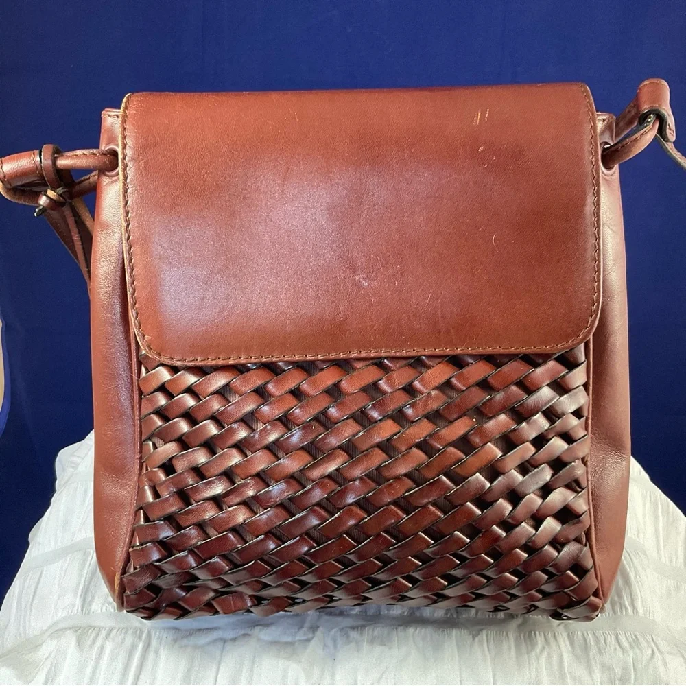 Etienne Aigner Woven Leather Crossbody in Rich Brown with Gold Hardware - Picture 3 of 16